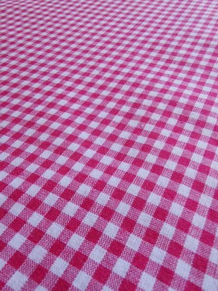 Masa Örtüsü, Kareli Pembe*