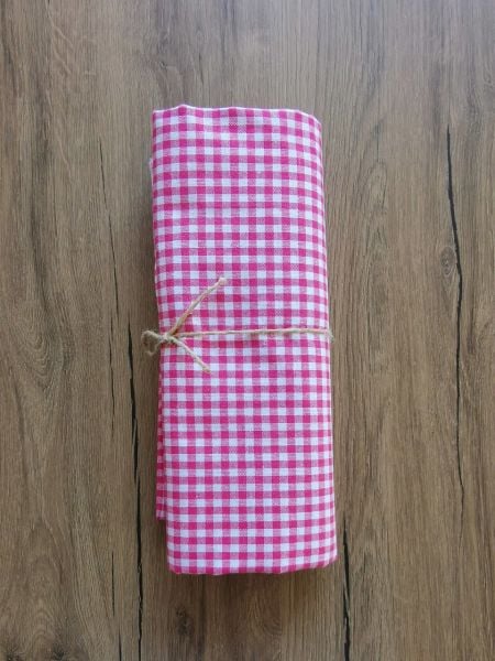 Masa Örtüsü, Kareli Pembe*