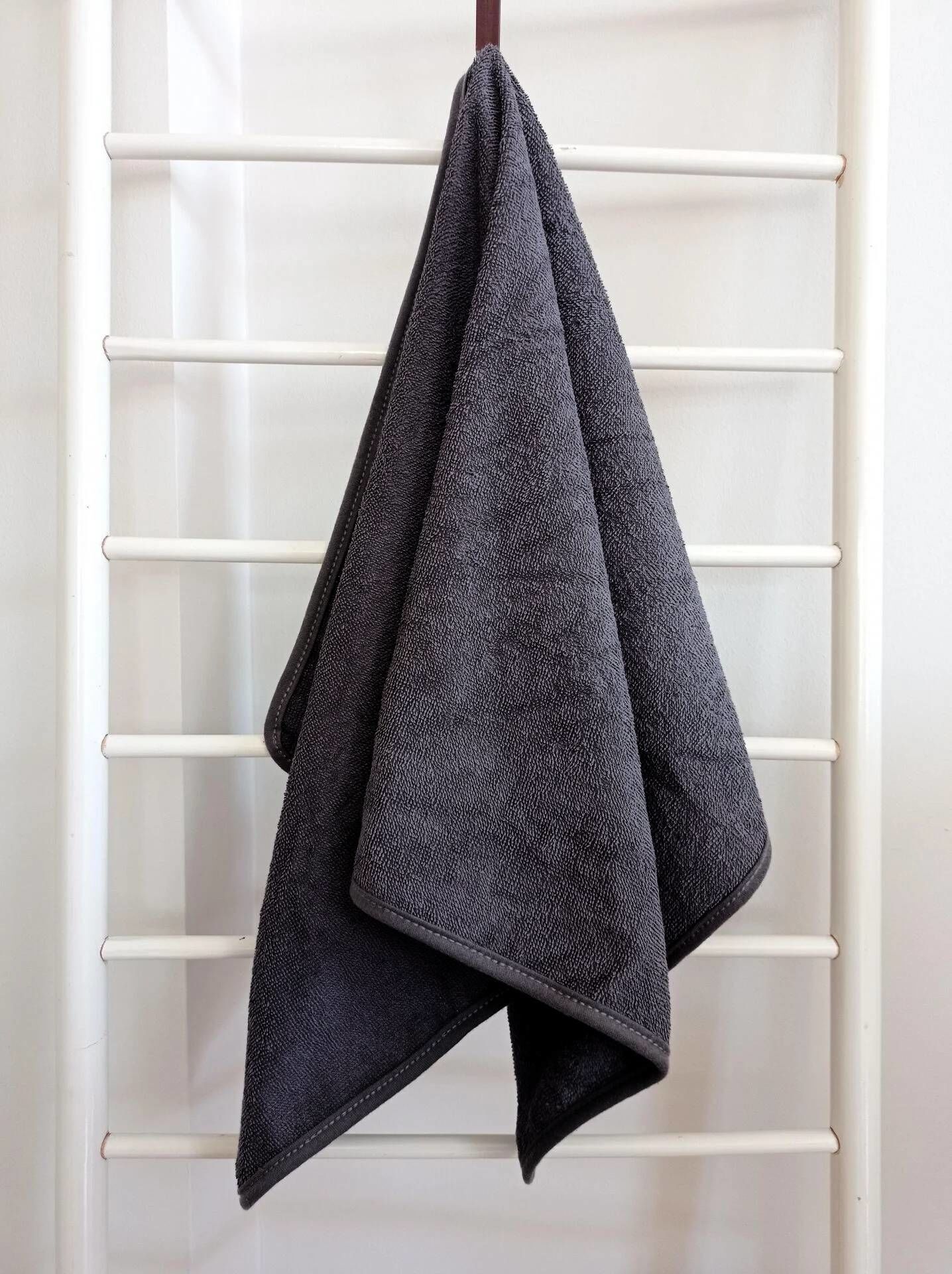 Siyah Havlu, 50x90, 200 gr., Pamuk, Yüz Havlusu, El Havlusu, Saç Havlusu, Baş Havlusu, Kuaför Havlusu*